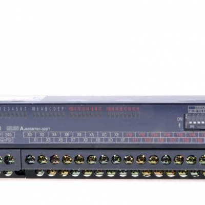 日本三菱 mitsubishi  AJ65SBTB1-32DT  cc-link輸入輸出模塊 AJ65SBTB1-32DT 8點(diǎn)輸入8點(diǎn)晶體管漏型輸出模塊